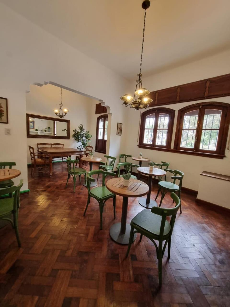 Casa Alvarado Hostel Salta Rom bilde